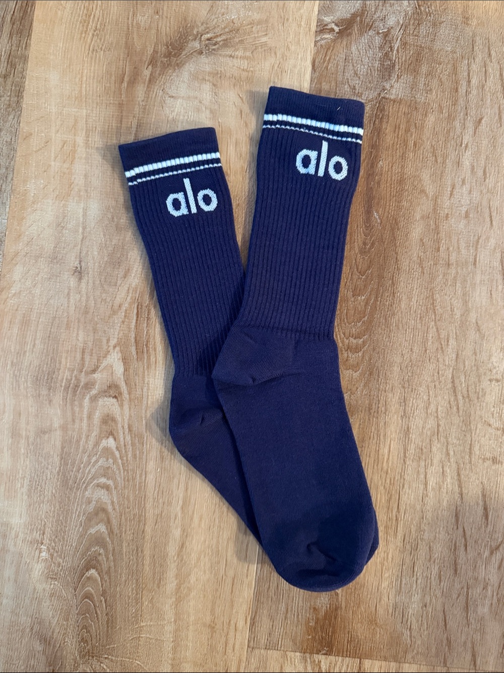 Alo Yoga Navy Throwback Socks with White Logo and Stripes